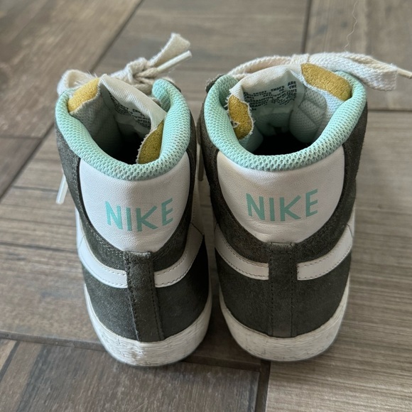 Nike Blazer Mid Suede 'Olive Green' Women’s size 5 - Picture 5 of 10